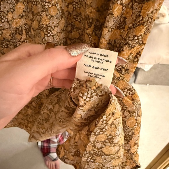 Doen Baudoin Silk Vintage Style Dress in Lady Emma Floral - Picture 7 of 7